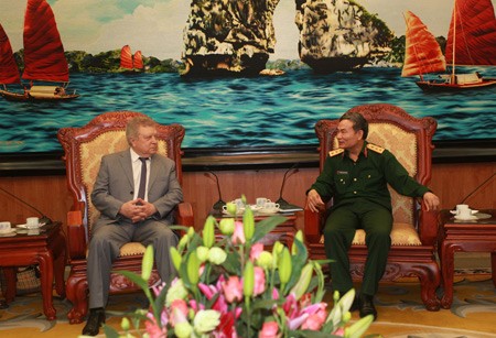 Оборона – одна из важных сфер сотрудничества между Вьетнамом и Россией  - ảnh 1